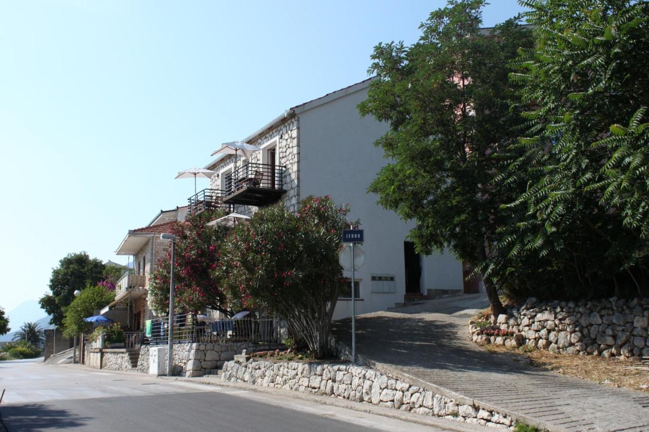 Apartments By The Sea Gradac, Makarska - 6661 Gradac  Exteriör bild