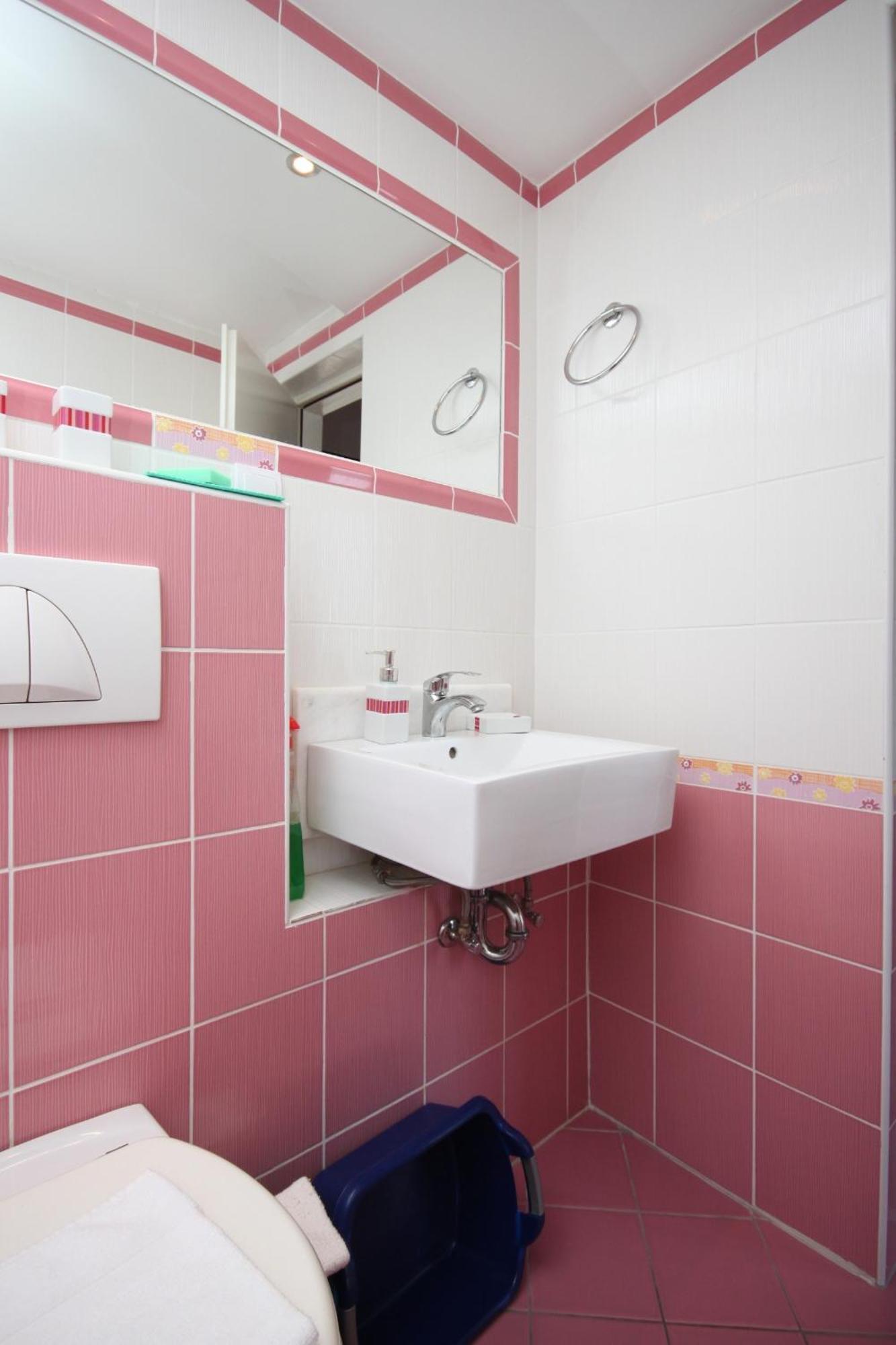 Apartments By The Sea Gradac, Makarska - 6661 Gradac  Rum bild