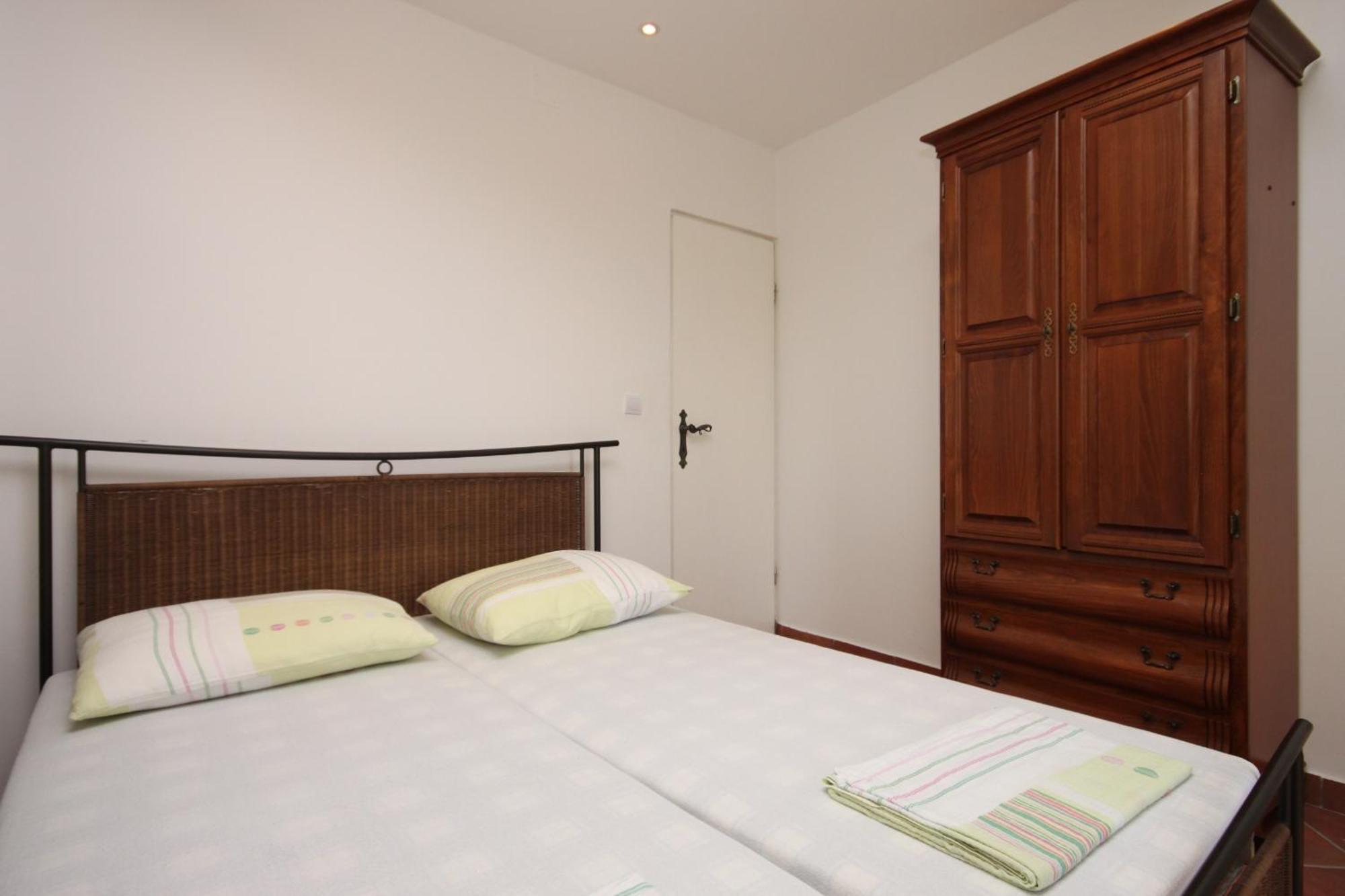 Apartments By The Sea Gradac, Makarska - 6661 Gradac  Rum bild